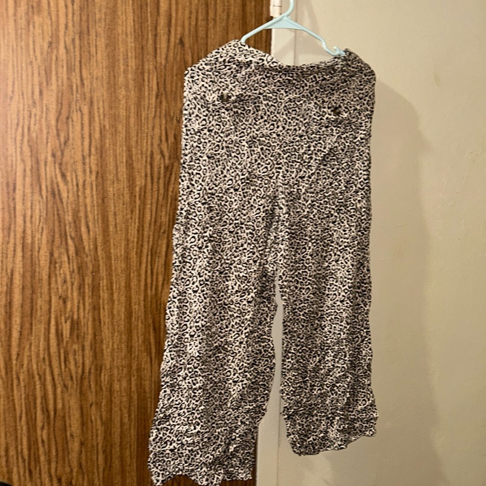 American Eagle zebra ankle pant
